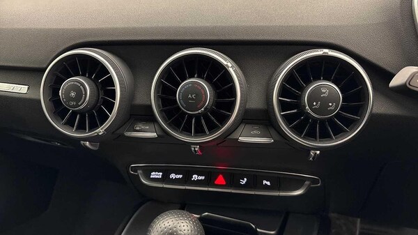 Used Audi TT 2022 for sale - 76274733: Photo 9