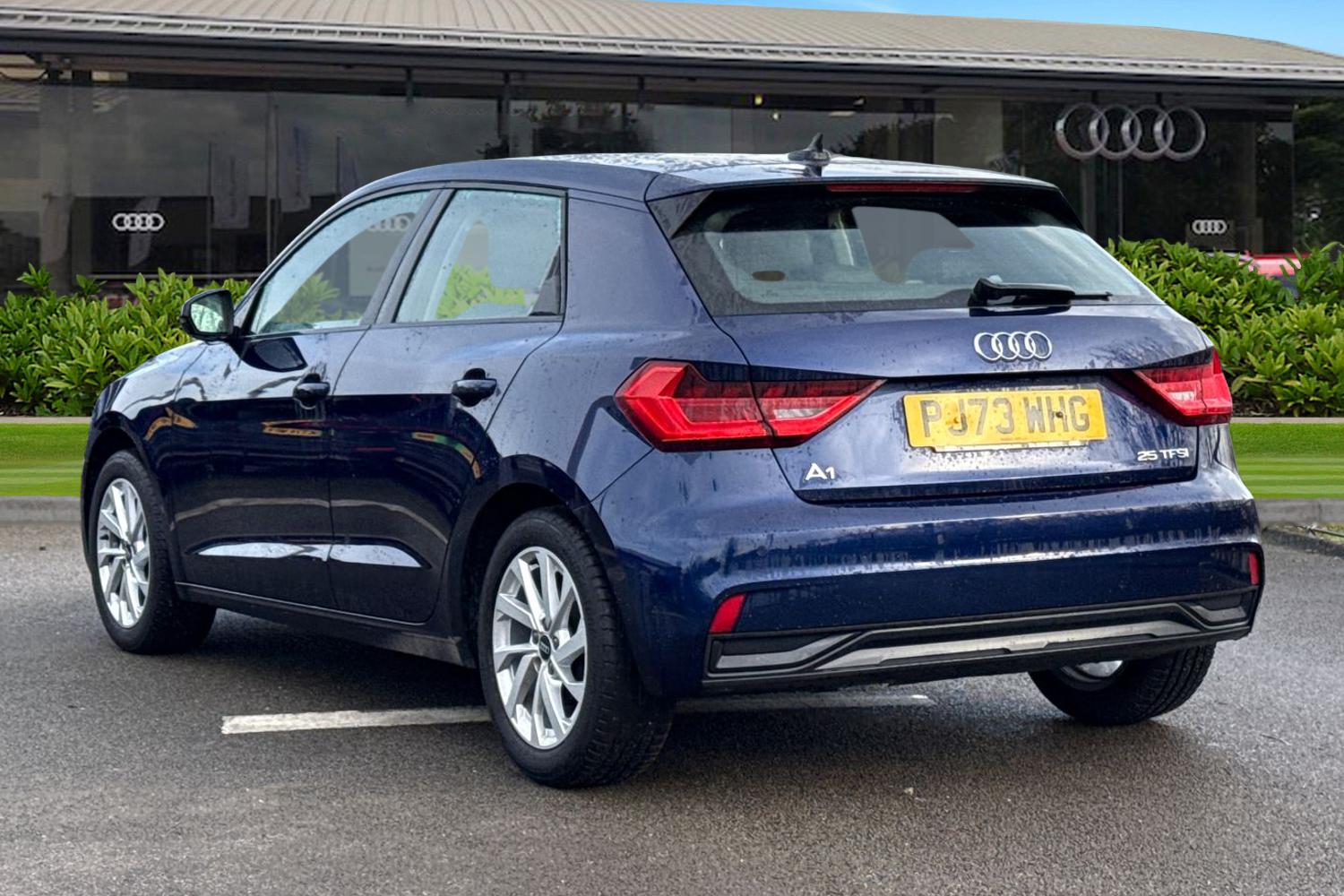 Used Audi A1 2023 for sale - 76961584: Photo 2