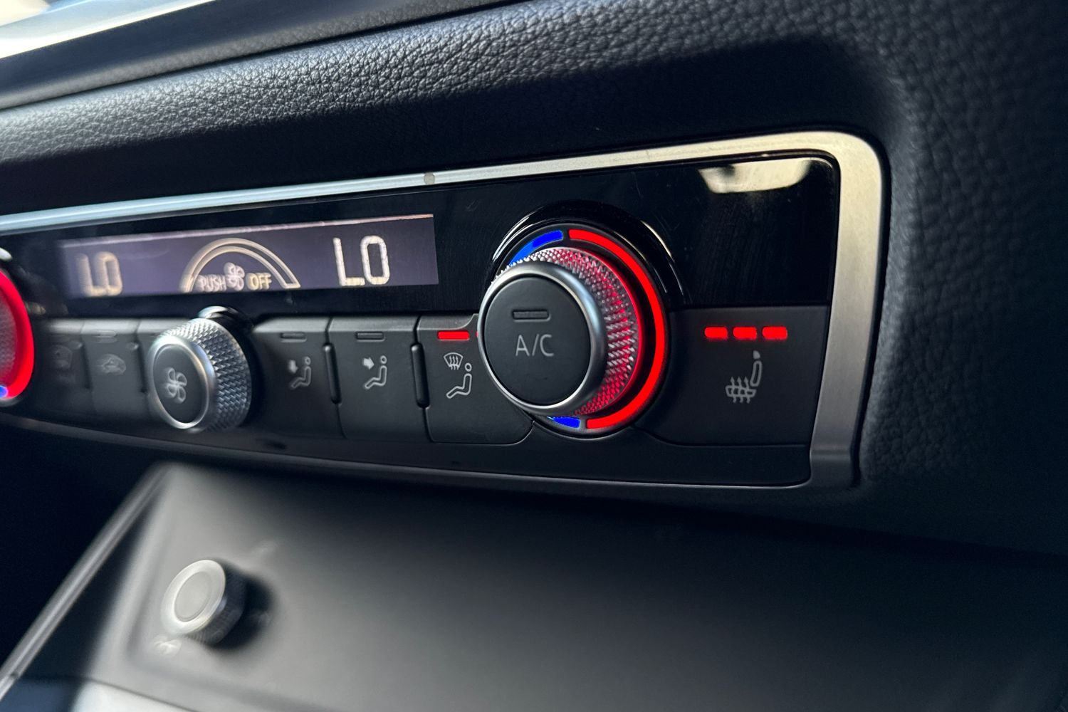 Used Audi Q3 2025 for sale - 76546138: Photo 33