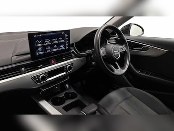 Used Audi A4 2022 for sale - 76274714: Photo 2