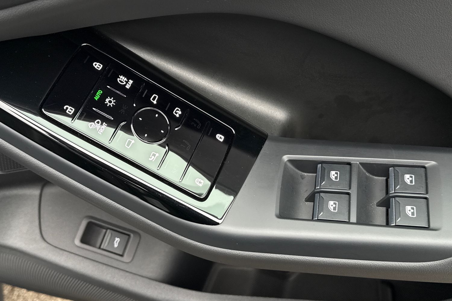 Used Audi Q6 e-tron 2024 for sale - 77147485: Photo 21