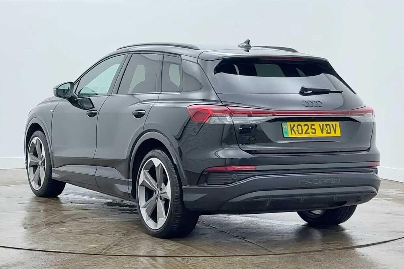 Used Audi Q4 e-tron 2025 for sale - 77564081: Photo 3