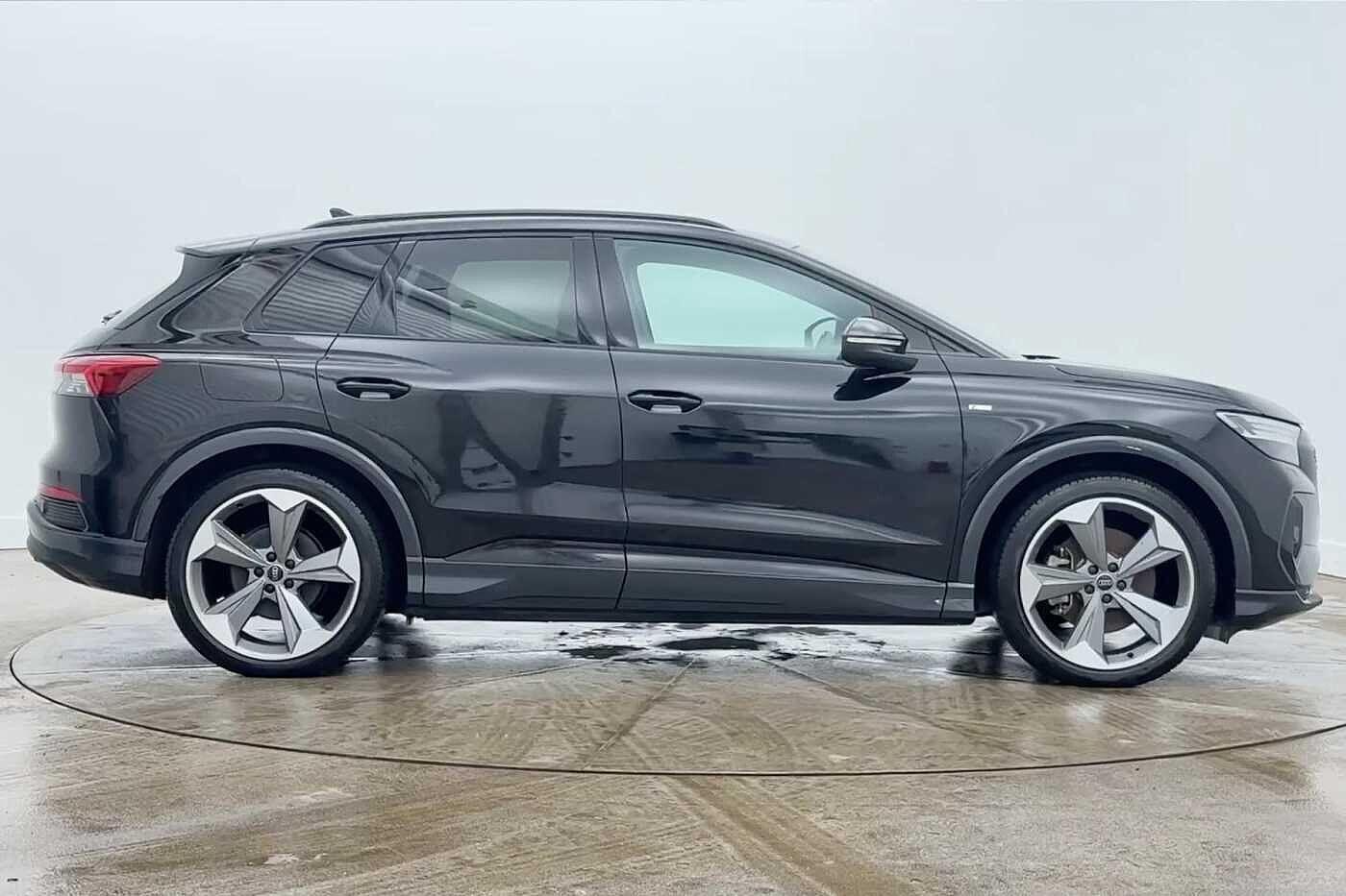 Used Audi Q4 e-tron 2025 for sale - 77564081: Photo 4