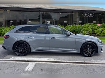 Used Audi RS4 Avant 2023 for sale - 79446196: Photo