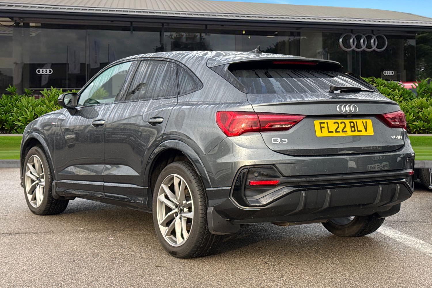 Used Audi Q3 2022 for sale - 77383090: Photo 2