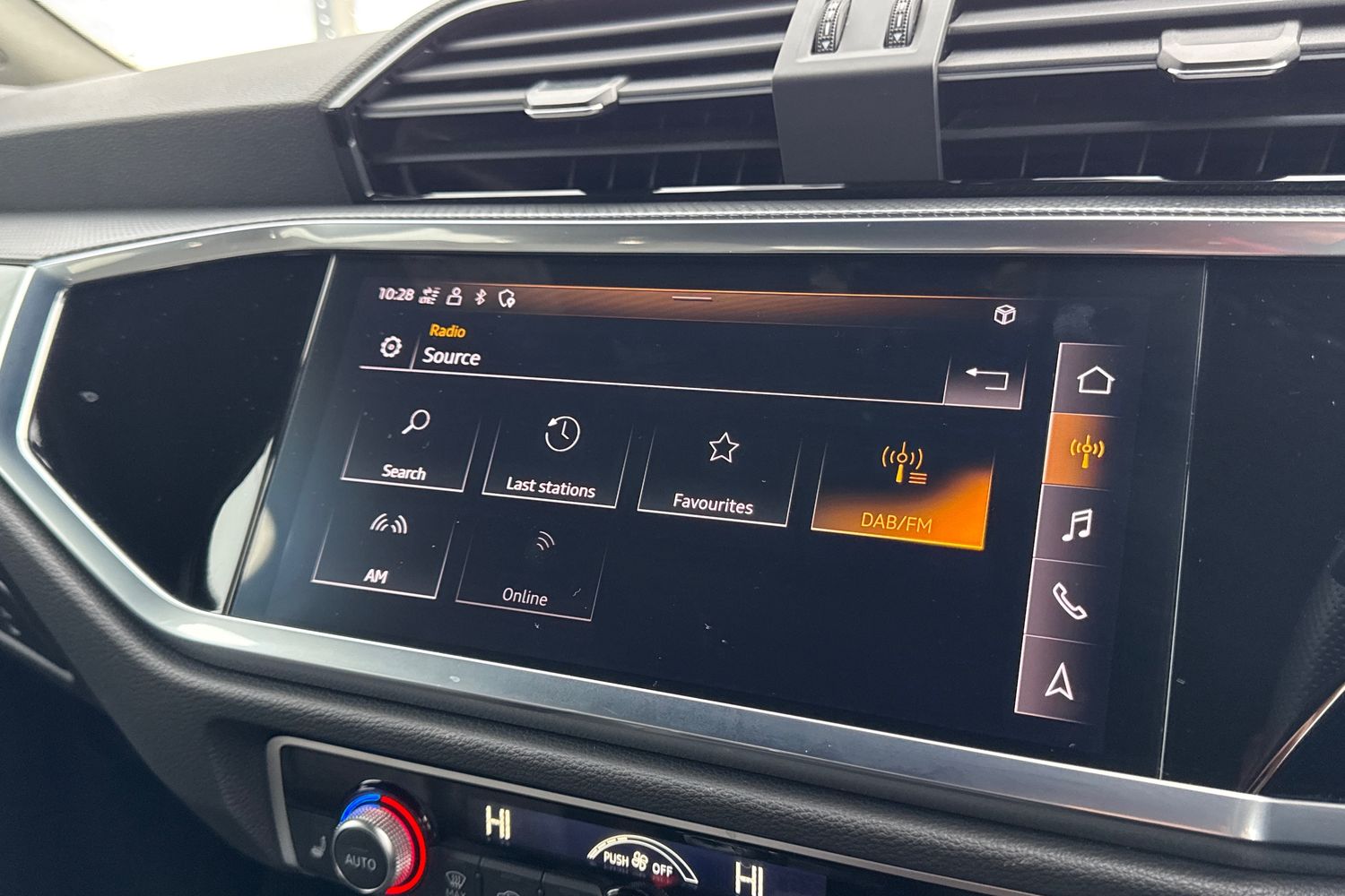 Used Audi Q3 2022 for sale - 77383090: Photo 46