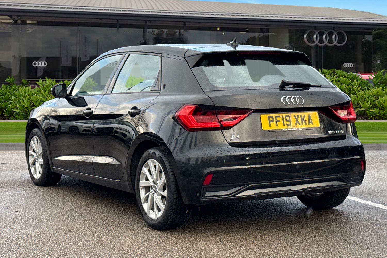 Used Audi A1 2019 for sale - 77577752: Photo 2