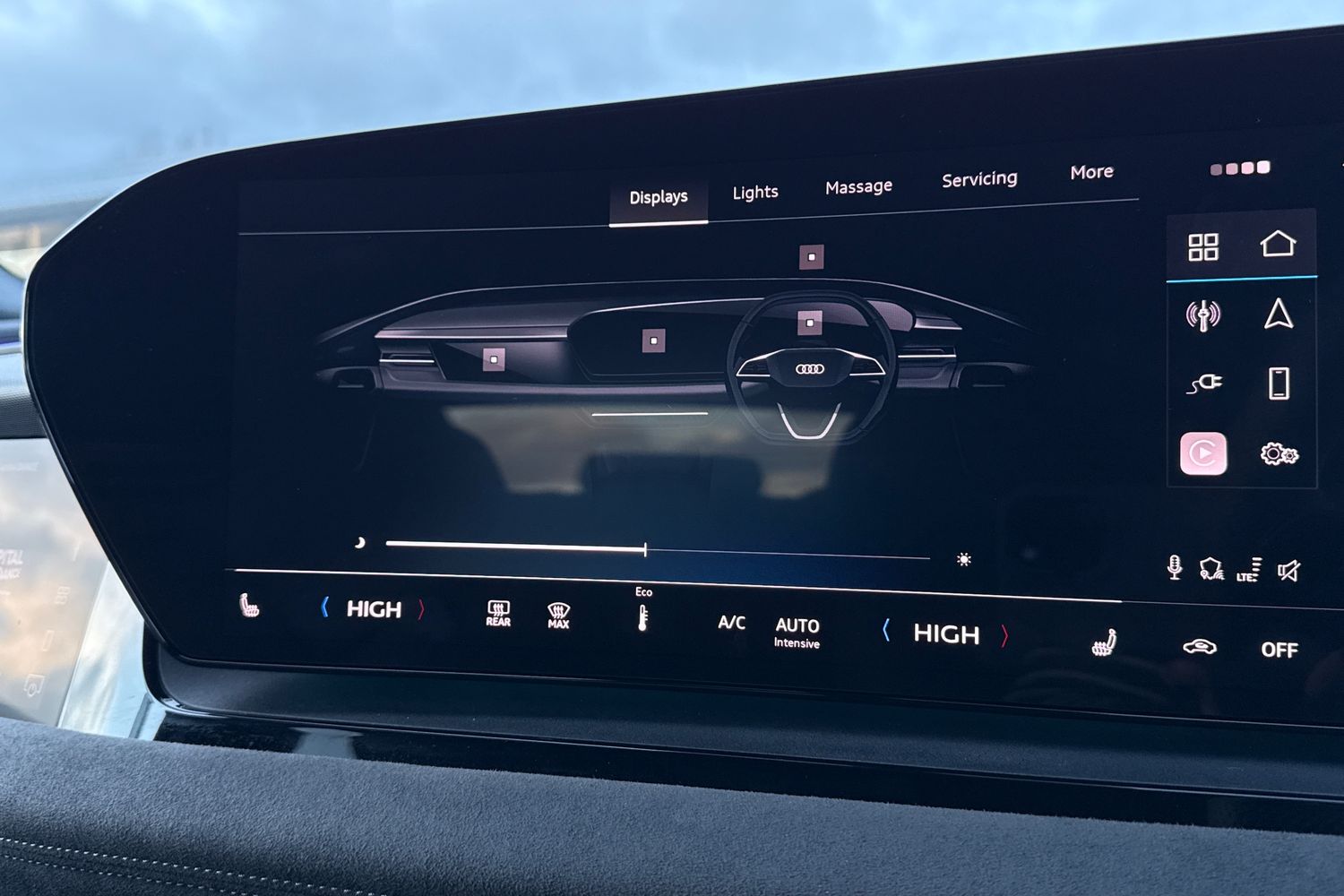 Used Audi Q6 e-tron 2025 for sale - 76654273: Photo 42