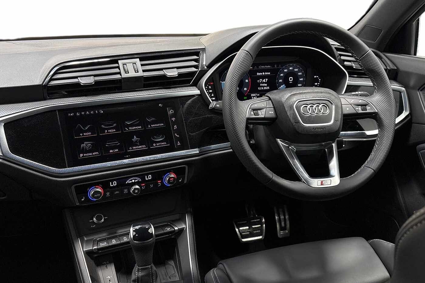 Used Audi Q3 2025 for sale - 76353208: Photo 2