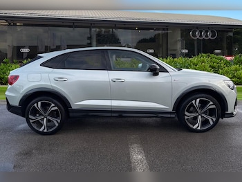 Used Audi Q3 2024 for sale - 77675040: Photo