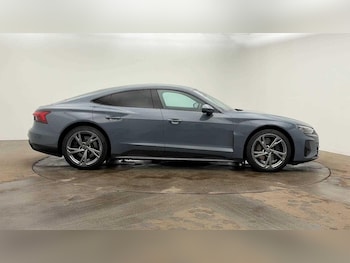 Used Audi e-tron GT 2023 for sale - 77128951: Photo