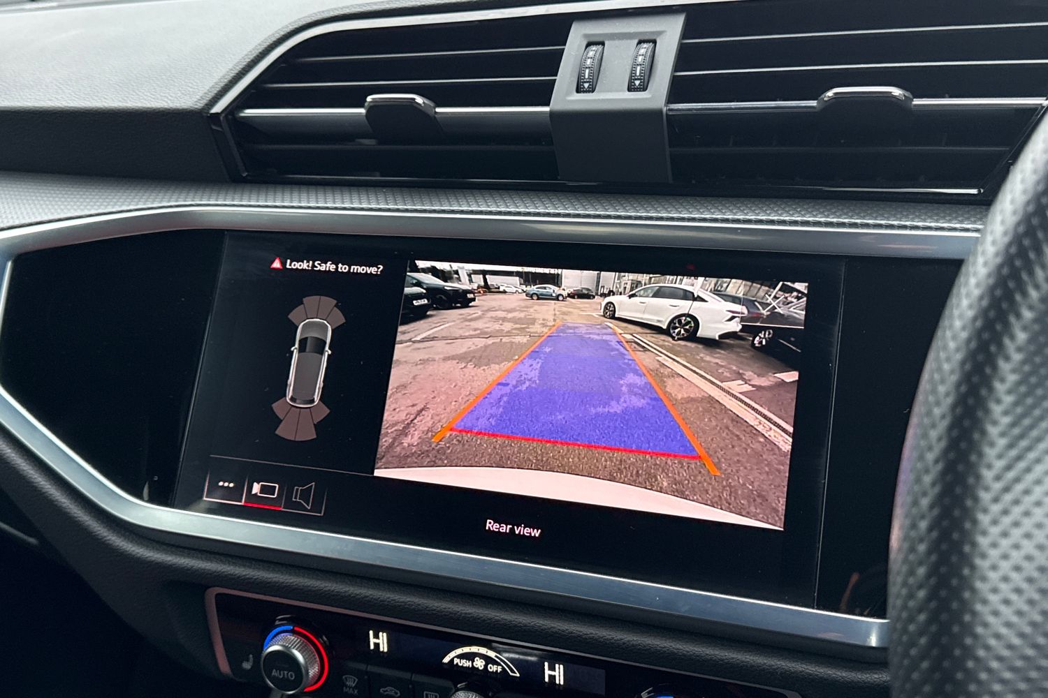 Used Audi Q3 2022 for sale - 77458803: Photo 31