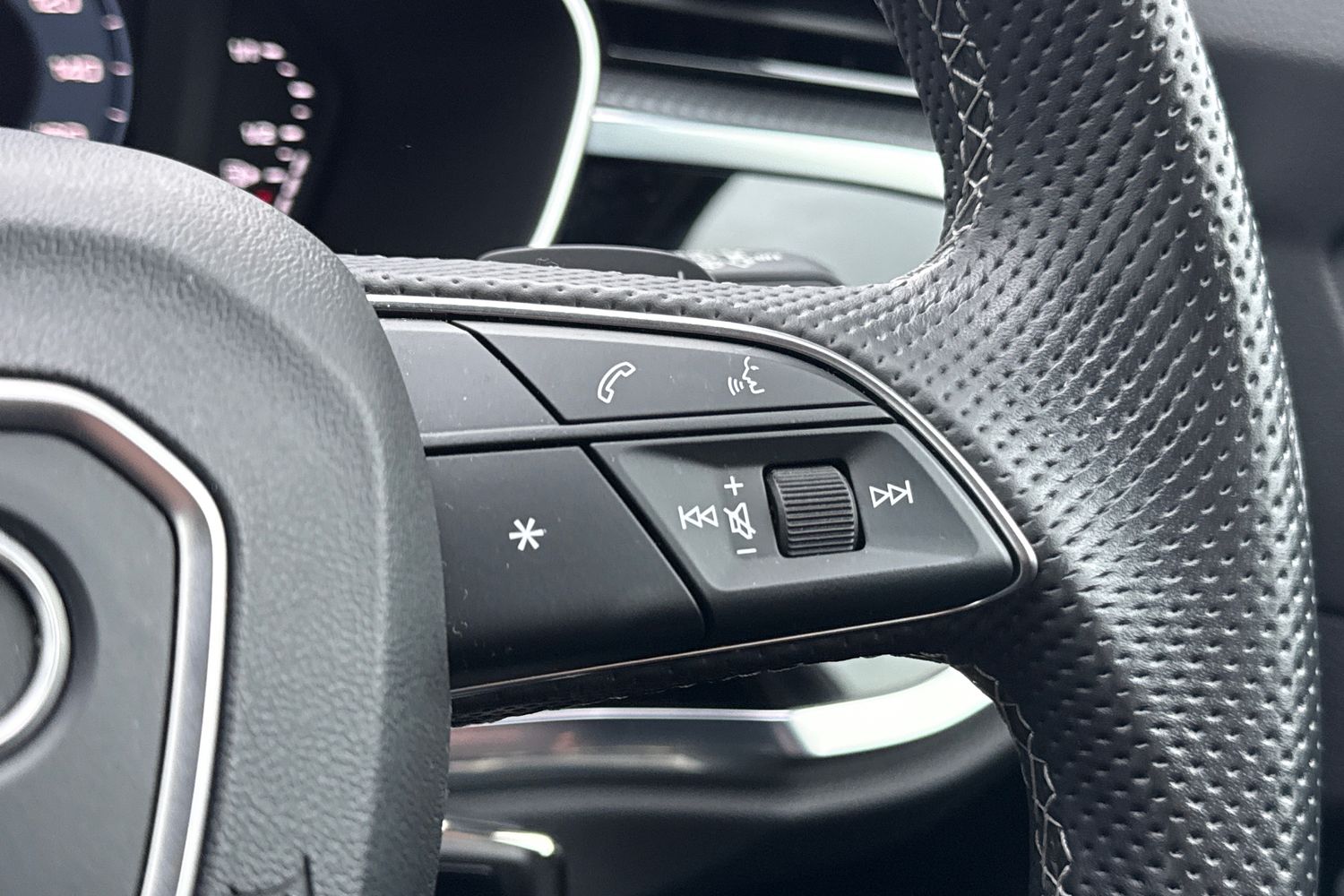 Used Audi Q3 2022 for sale - 77458803: Photo 35