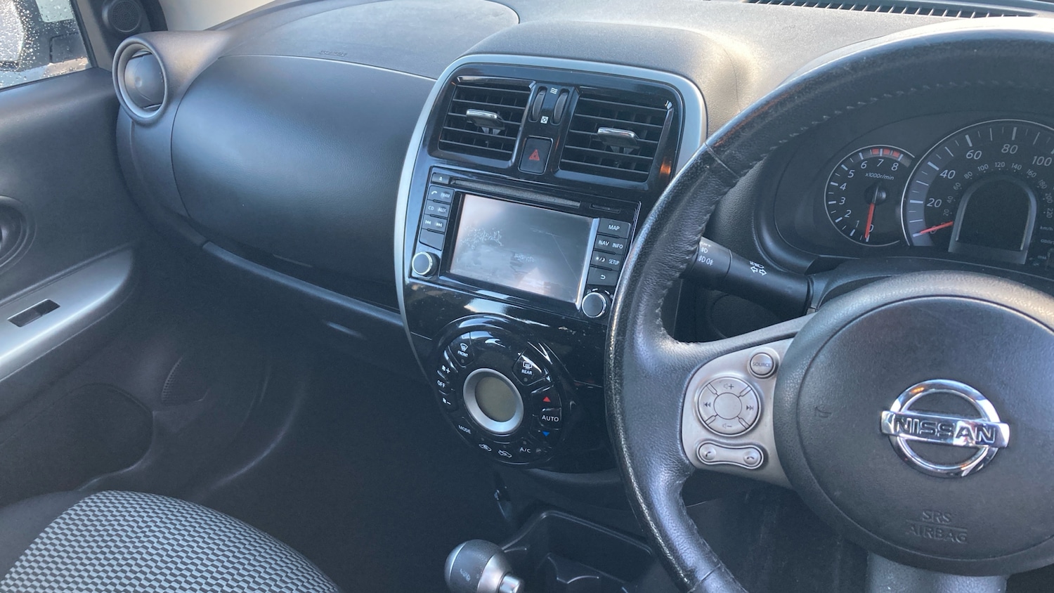 Used Nissan Micra 2015 for sale - 76879265: Photo 14