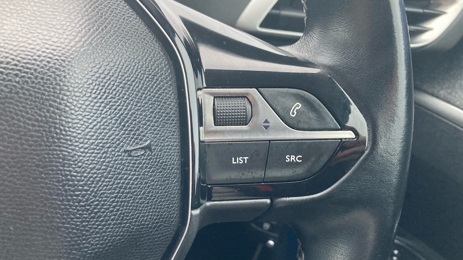 Used Peugeot 5008 2018 for sale - 77918464: Photo 25