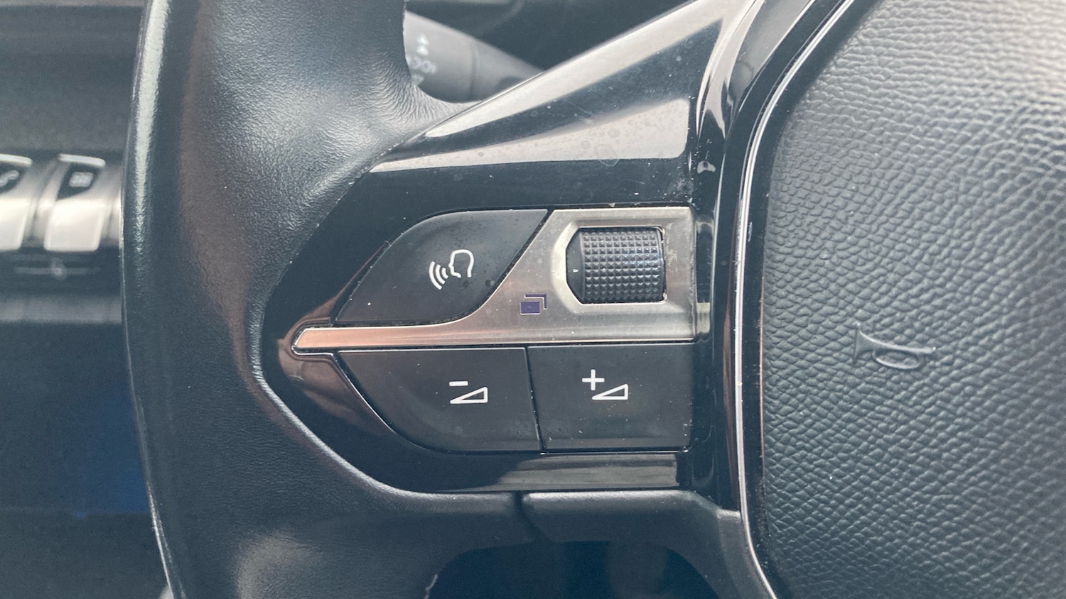 Used Peugeot 5008 2018 for sale - 77918464: Photo 26