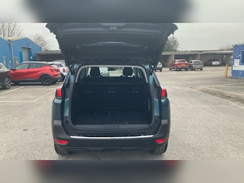 Used Peugeot 5008 2018 for sale - 77918464: Photo