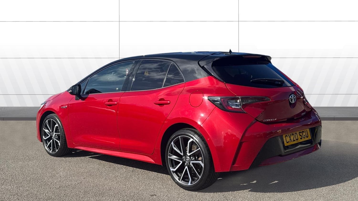 Used Toyota Corolla 2020 for sale - 77961714: Photo 2