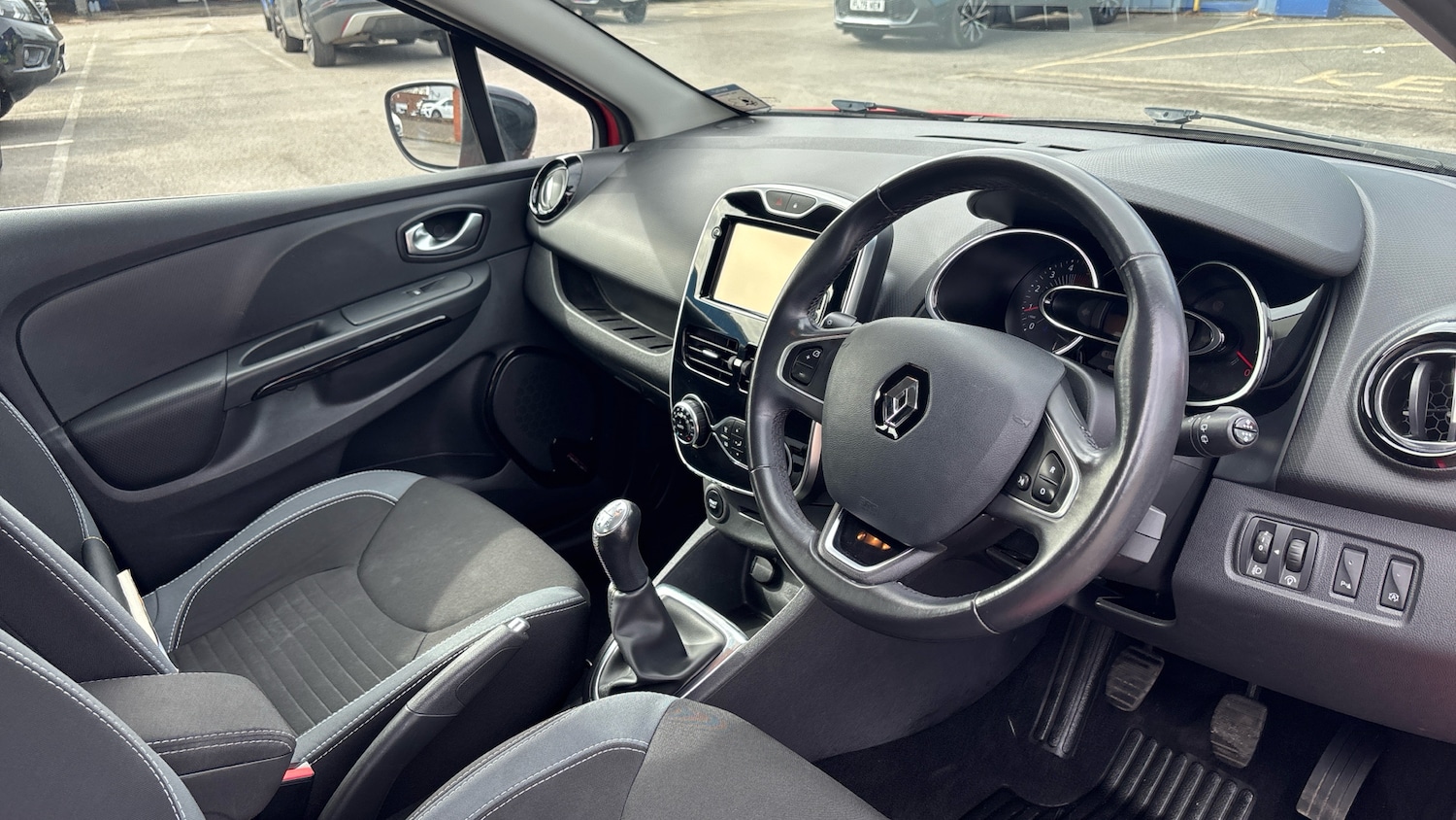 Used Renault Clio 2016 for sale - 78045443: Photo 11