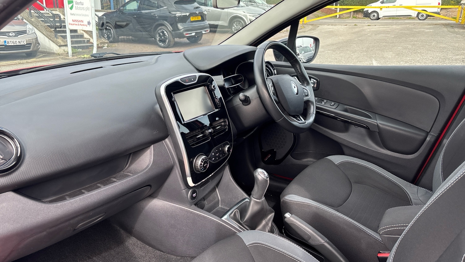 Used Renault Clio 2016 for sale - 78045443: Photo 9