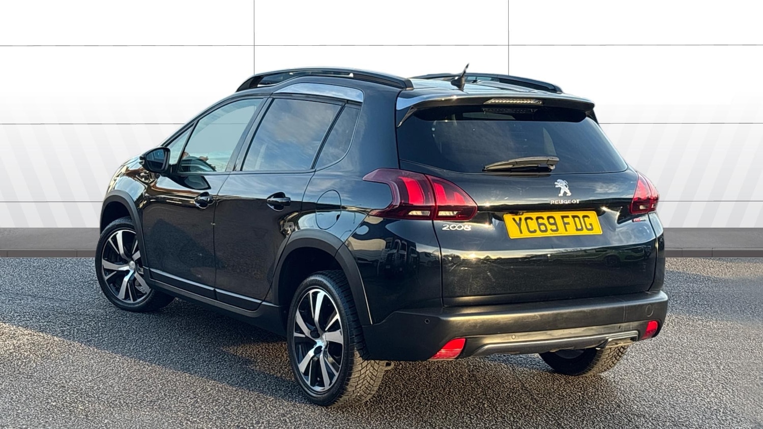 Used Peugeot 2008 2019 for sale - 77069204: Photo 2