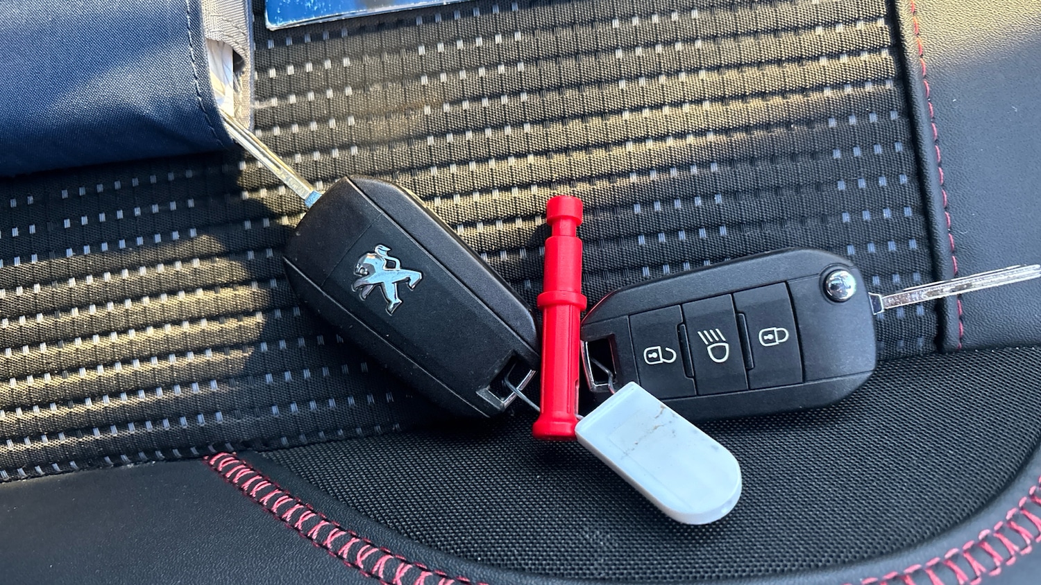 Used Peugeot 2008 2019 for sale - 77069204: Photo 20