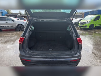 Used Volkswagen Tiguan 2018 for sale - 78523221: Photo