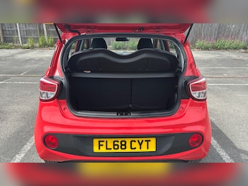 Used Hyundai i10 2018 for sale - 78744381: Photo