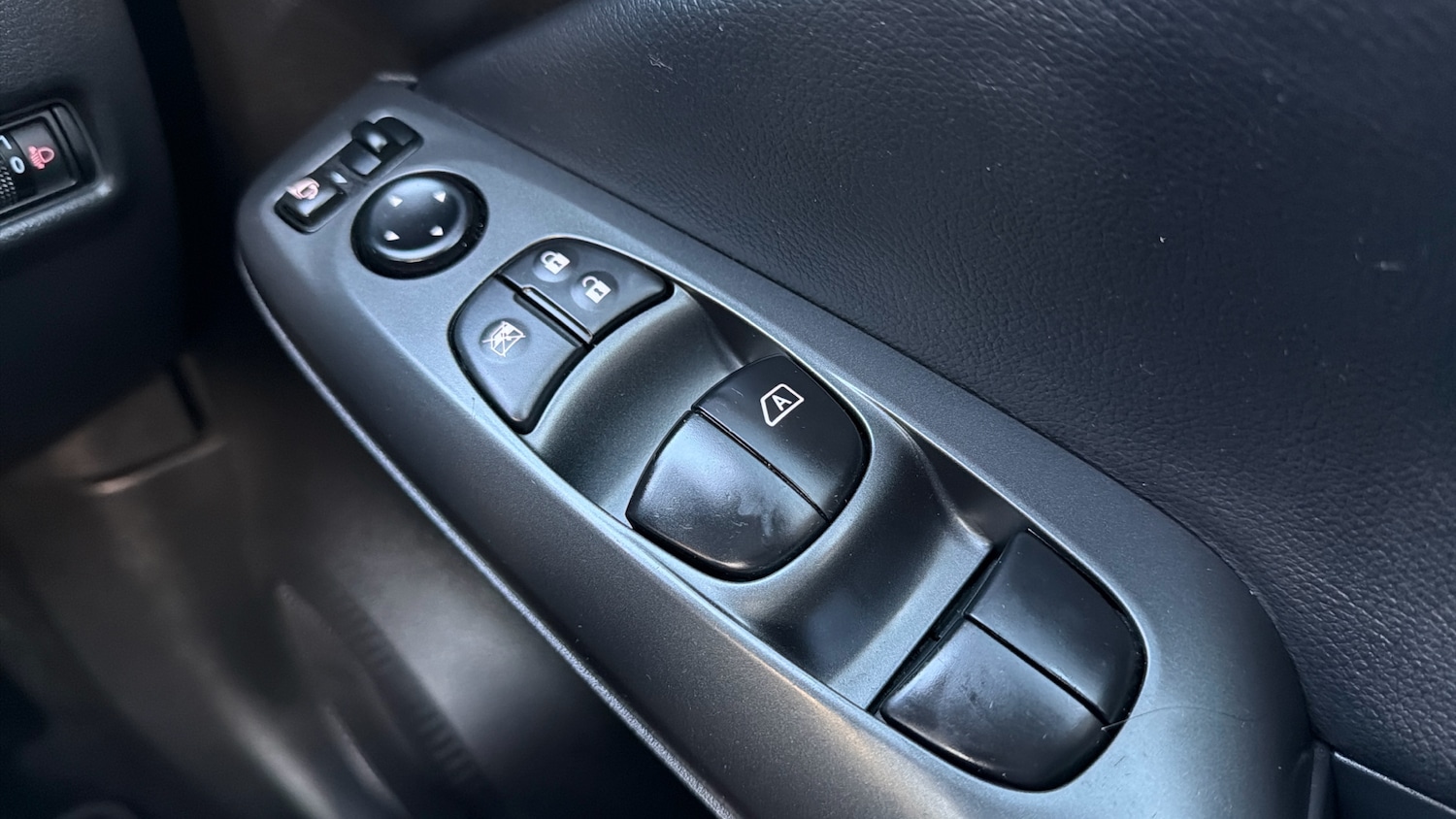 Used Nissan Juke 2024 for sale - 77000952: Photo 31