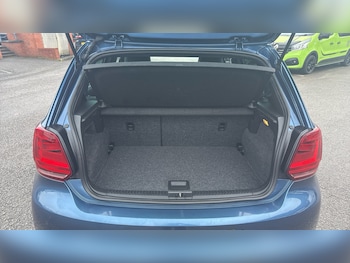 Used Volkswagen Polo 2017 for sale - 77381438: Photo