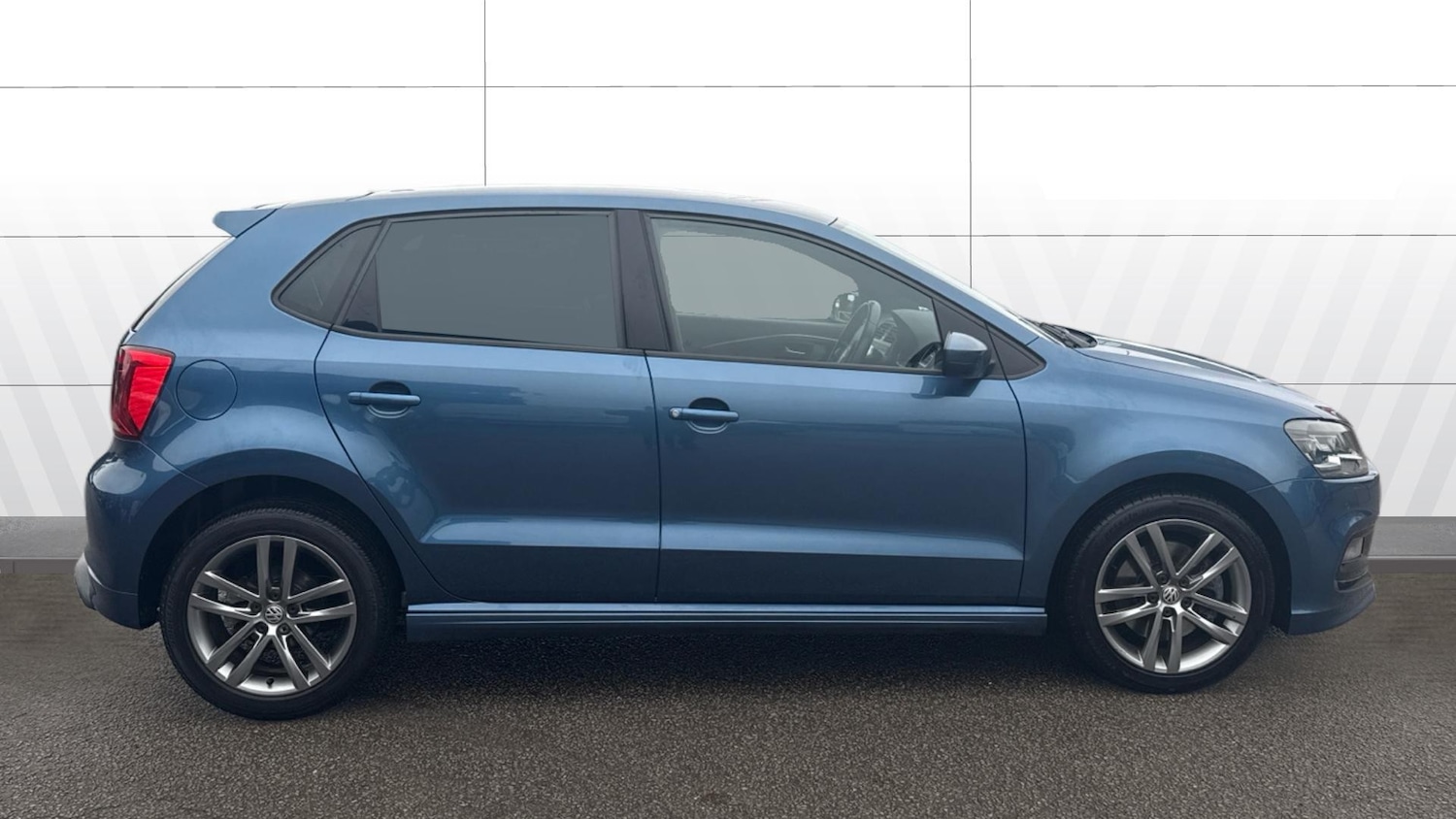 Used Volkswagen Polo 2017 for sale - 77381438: Photo 5