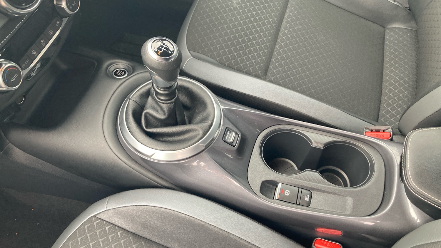 Used Nissan Juke 2022 for sale - 76422270: Photo 13