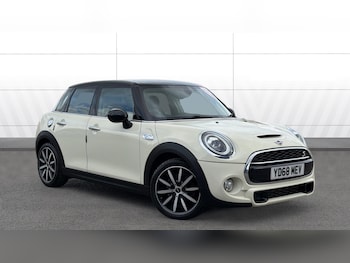 Used MINI Hatch 2018 for sale - 78121194: Photo
