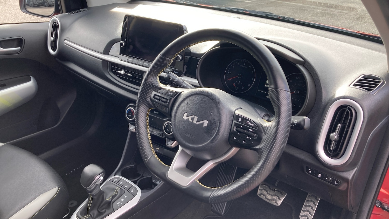 Used Kia Picanto 2022 for sale - 76492070: Photo 11