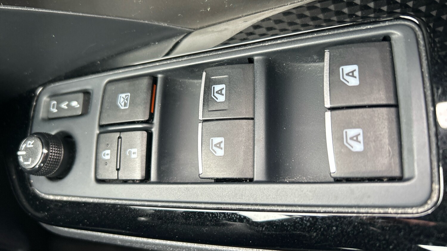 Used Toyota C-HR 2019 for sale - 78121196: Photo 26