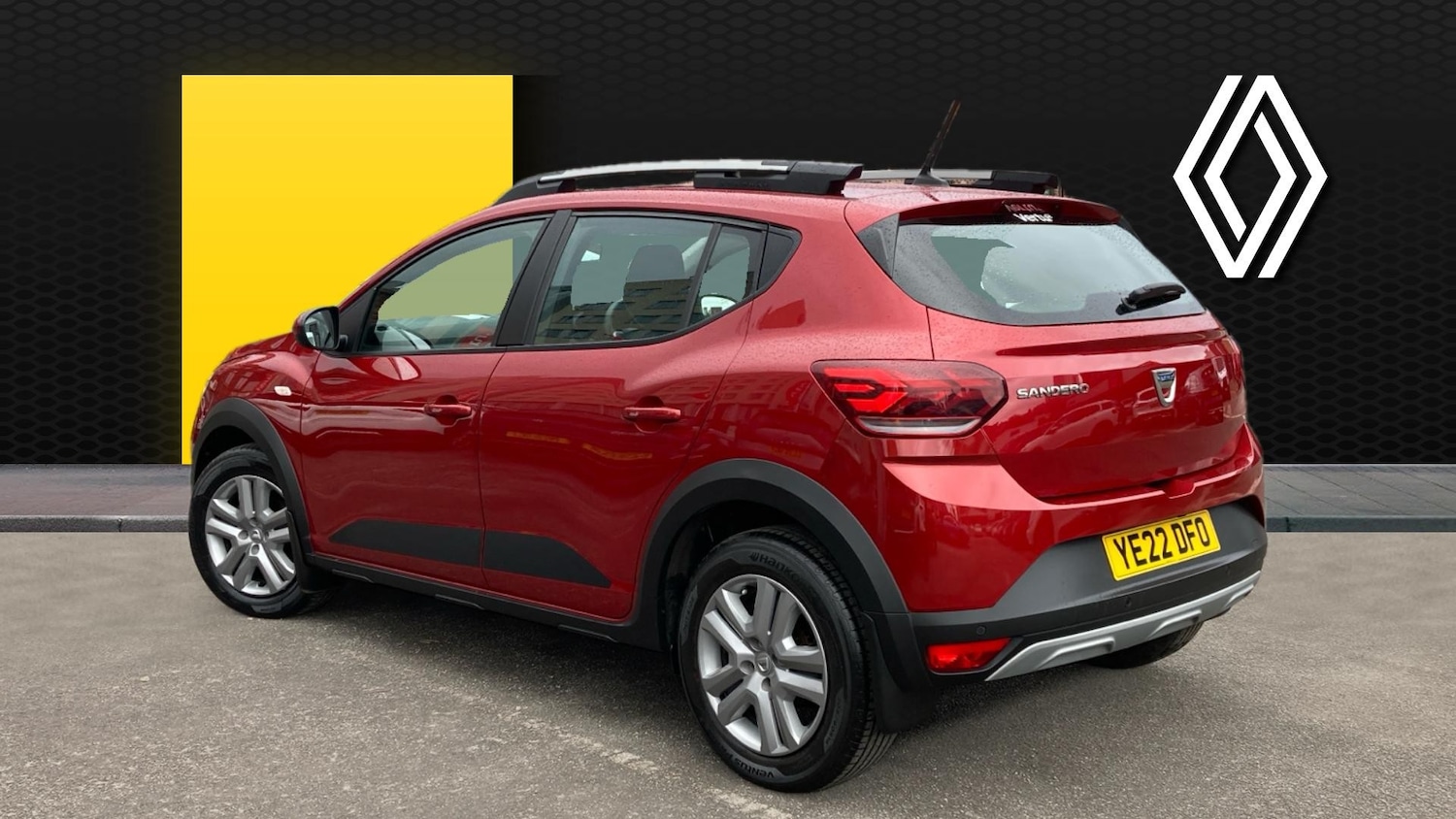 Used Dacia Sandero Stepway 2022 for sale - 76918119: Photo 2