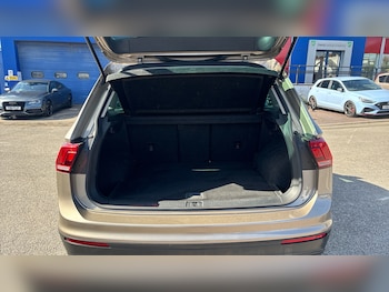 Used Volkswagen Tiguan 2017 for sale - 78027620: Photo