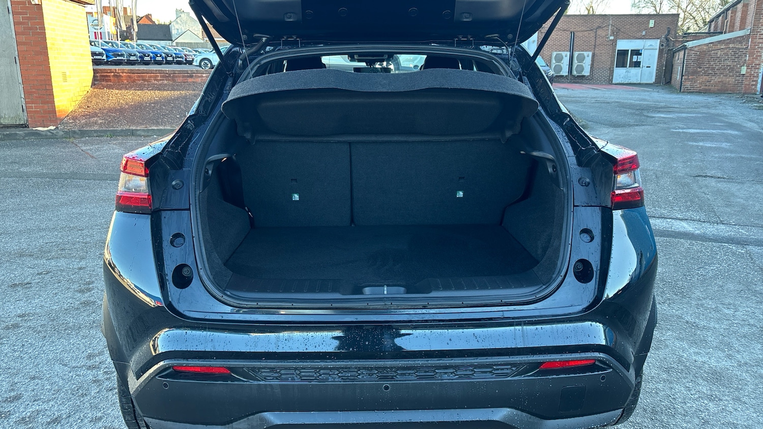 Used Nissan Juke 2024 for sale - 77023319: Photo 4