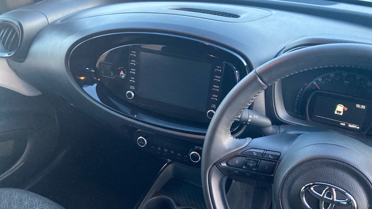 Used Toyota Aygo X 2023 for sale - 76904874: Photo 14