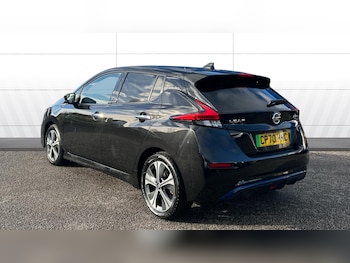 Used Nissan Leaf 2021 for sale - 77112855: Photo