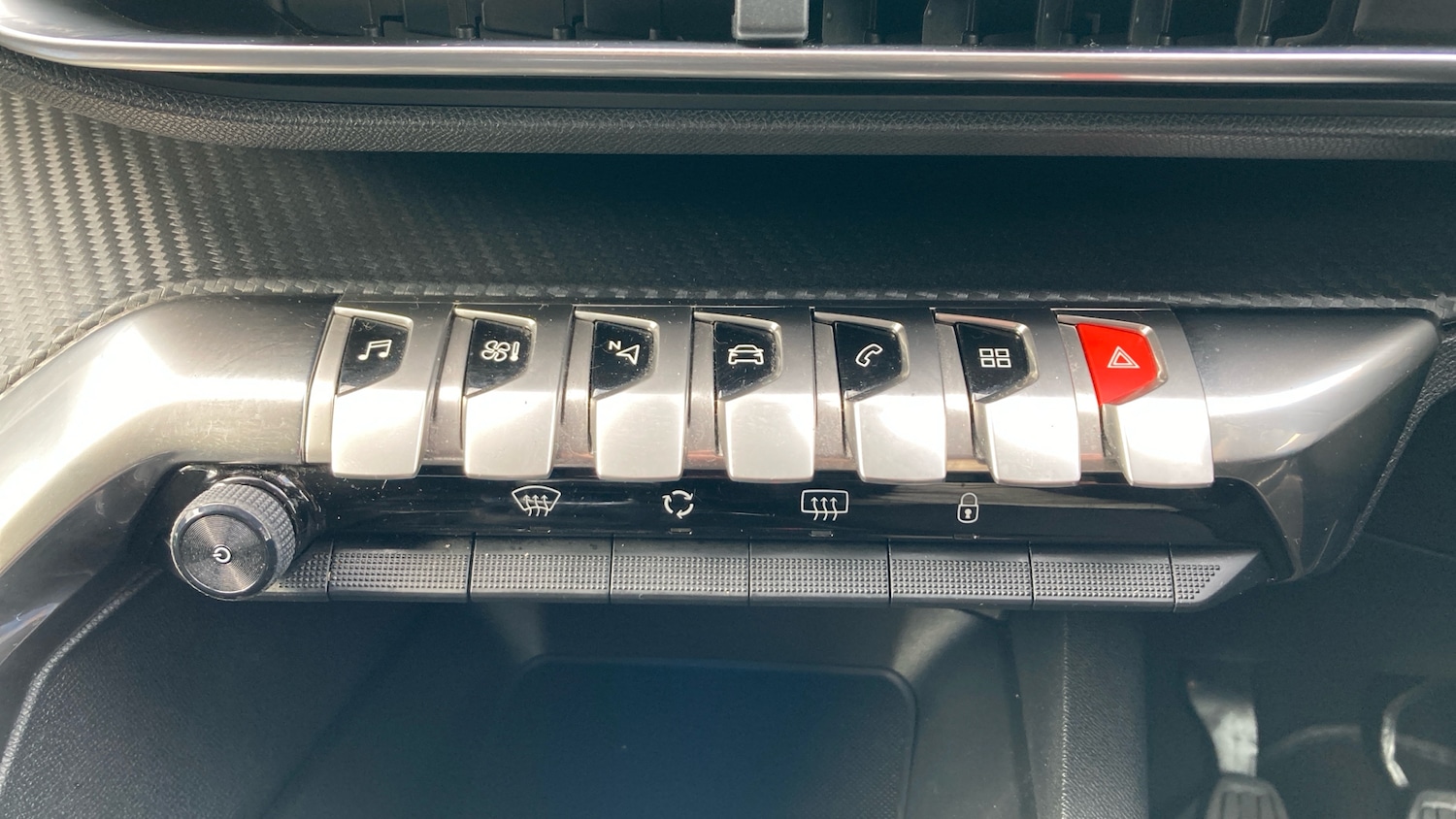 Used Peugeot 3008 2017 for sale - 76363277: Photo 26