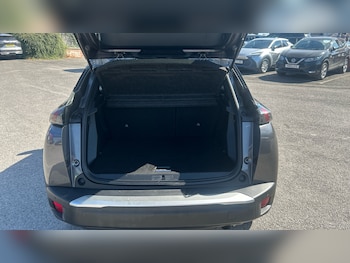 Used Peugeot 2008 2020 for sale - 79445240: Photo
