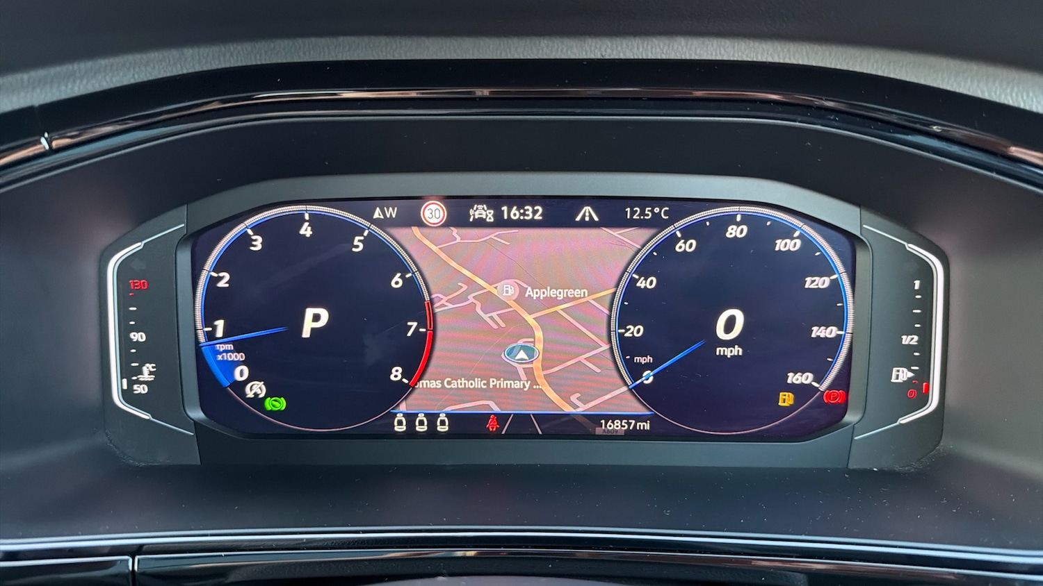 Used Volkswagen T-Roc 2024 for sale - 77774400: Photo 18