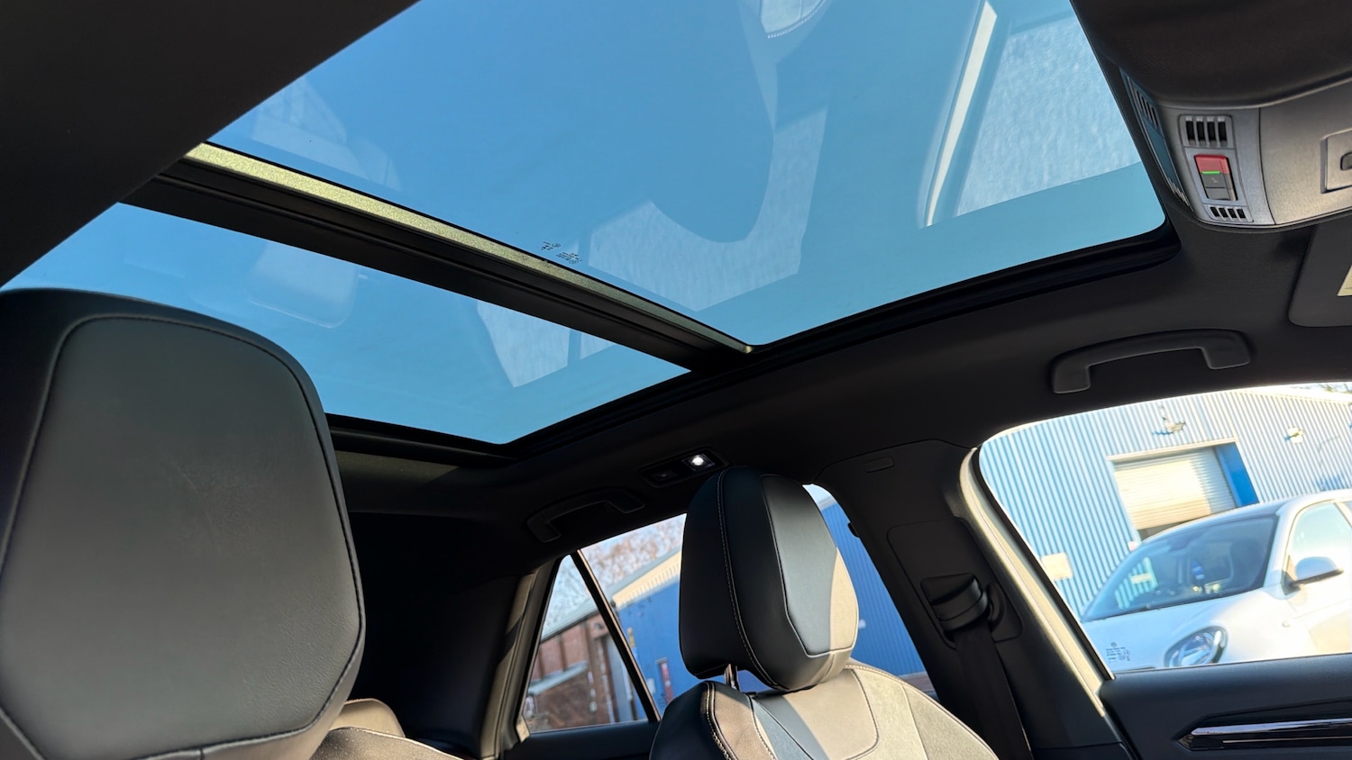 Used Volkswagen T-Roc 2024 for sale - 77774400: Photo 21