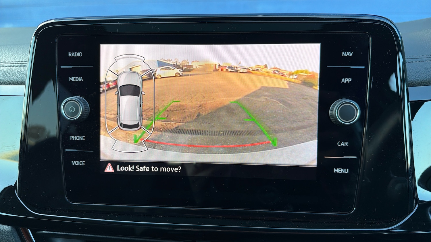 Used Volkswagen T-Roc 2024 for sale - 77774400: Photo 22