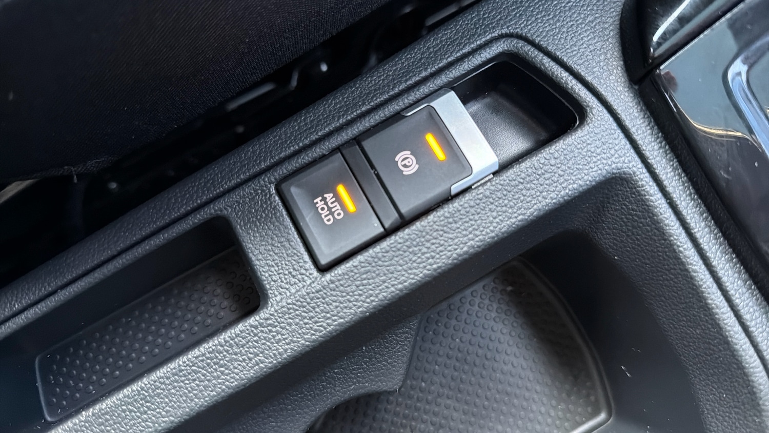 Used Volkswagen T-Roc 2024 for sale - 77774400: Photo 33