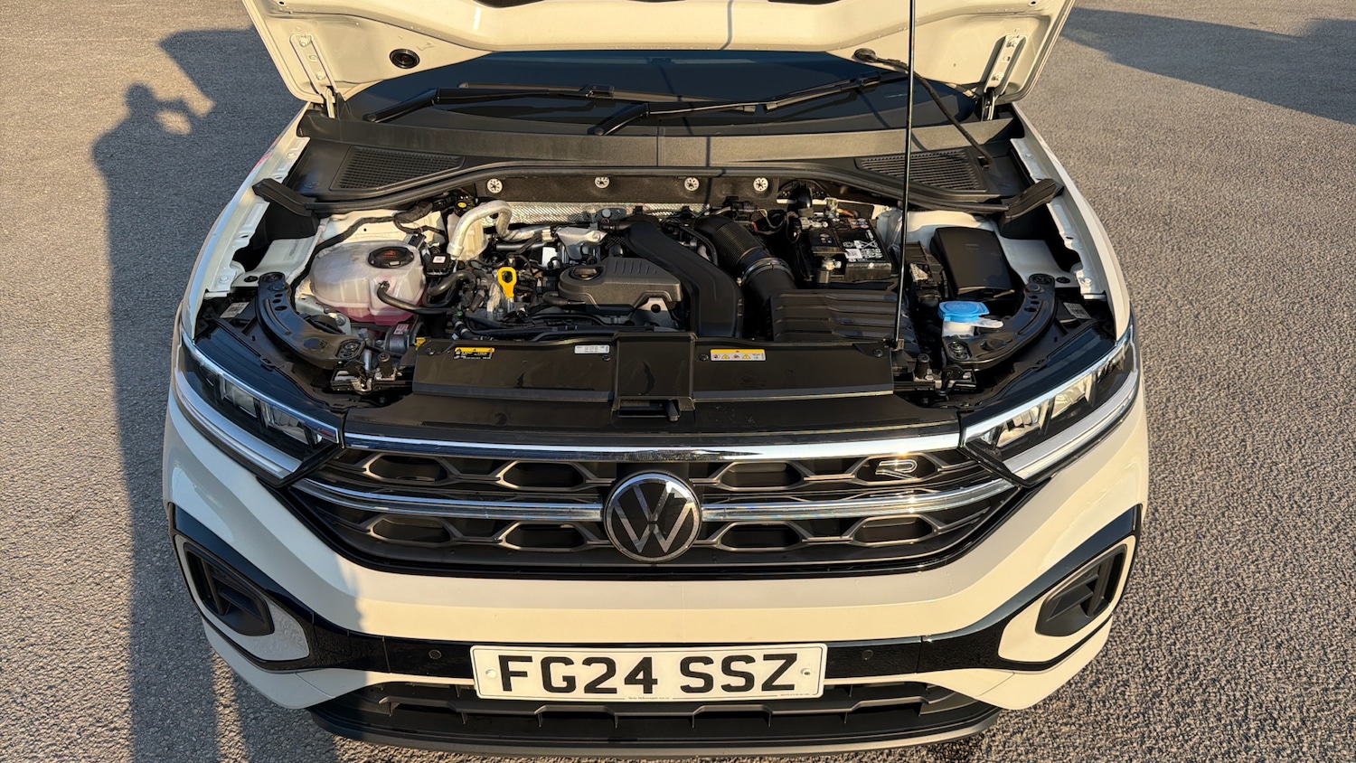 Used Volkswagen T-Roc 2024 for sale - 77774400: Photo 8