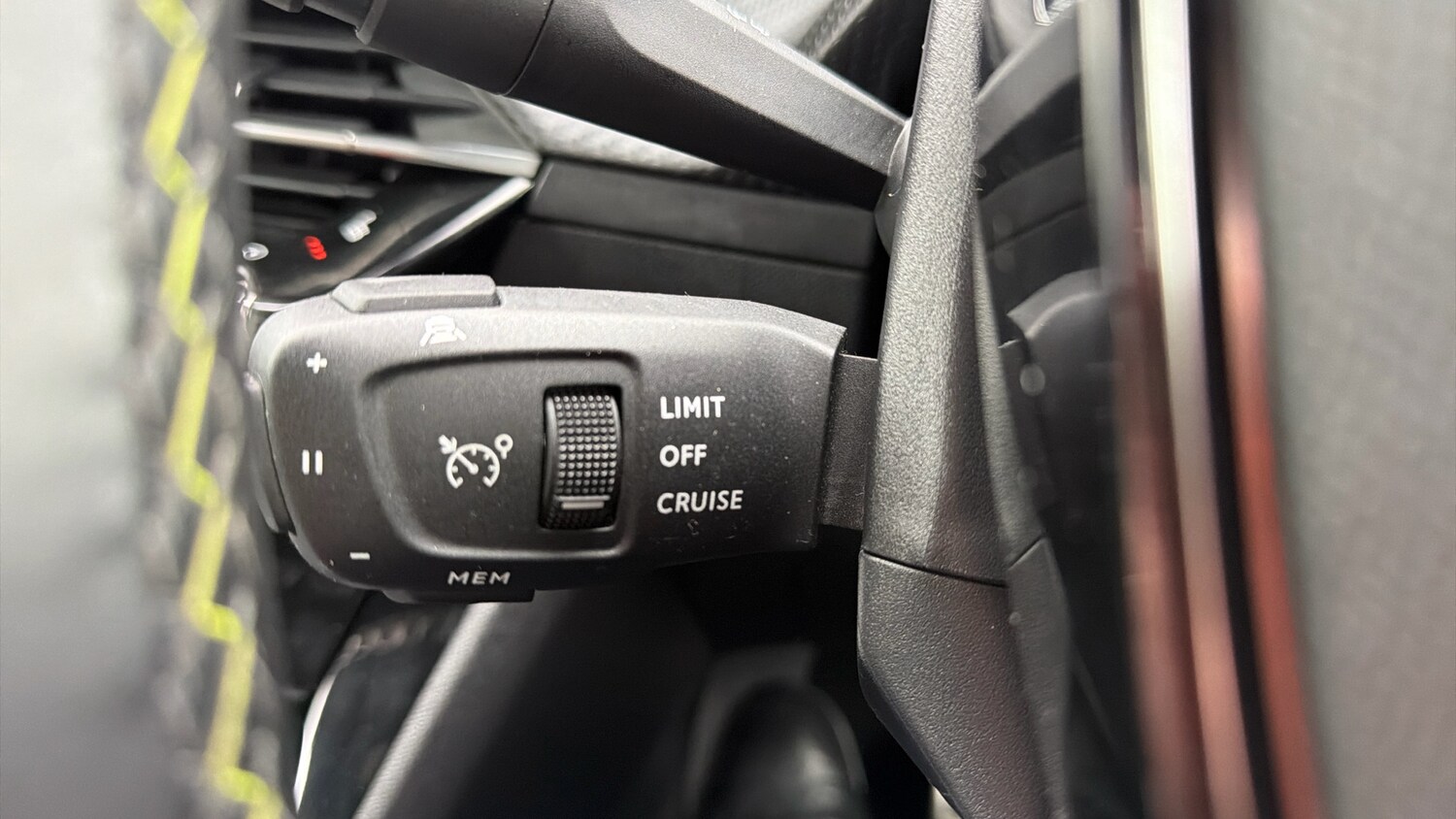 Used Peugeot 2008 2021 for sale - 77501174: Photo 30