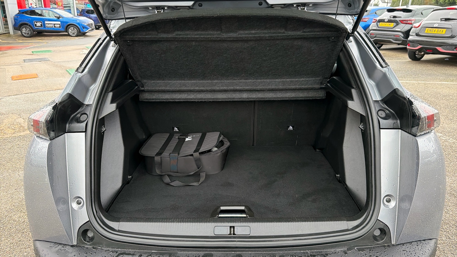 Used Peugeot 2008 2021 for sale - 77501174: Photo 4