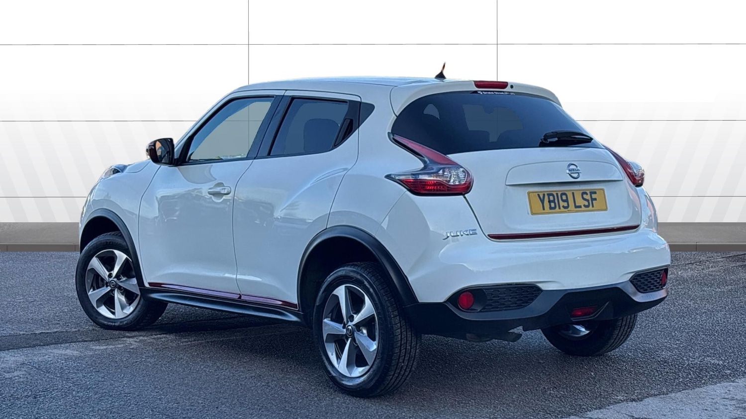 Used Nissan Juke 2019 for sale - 77381432: Photo 2